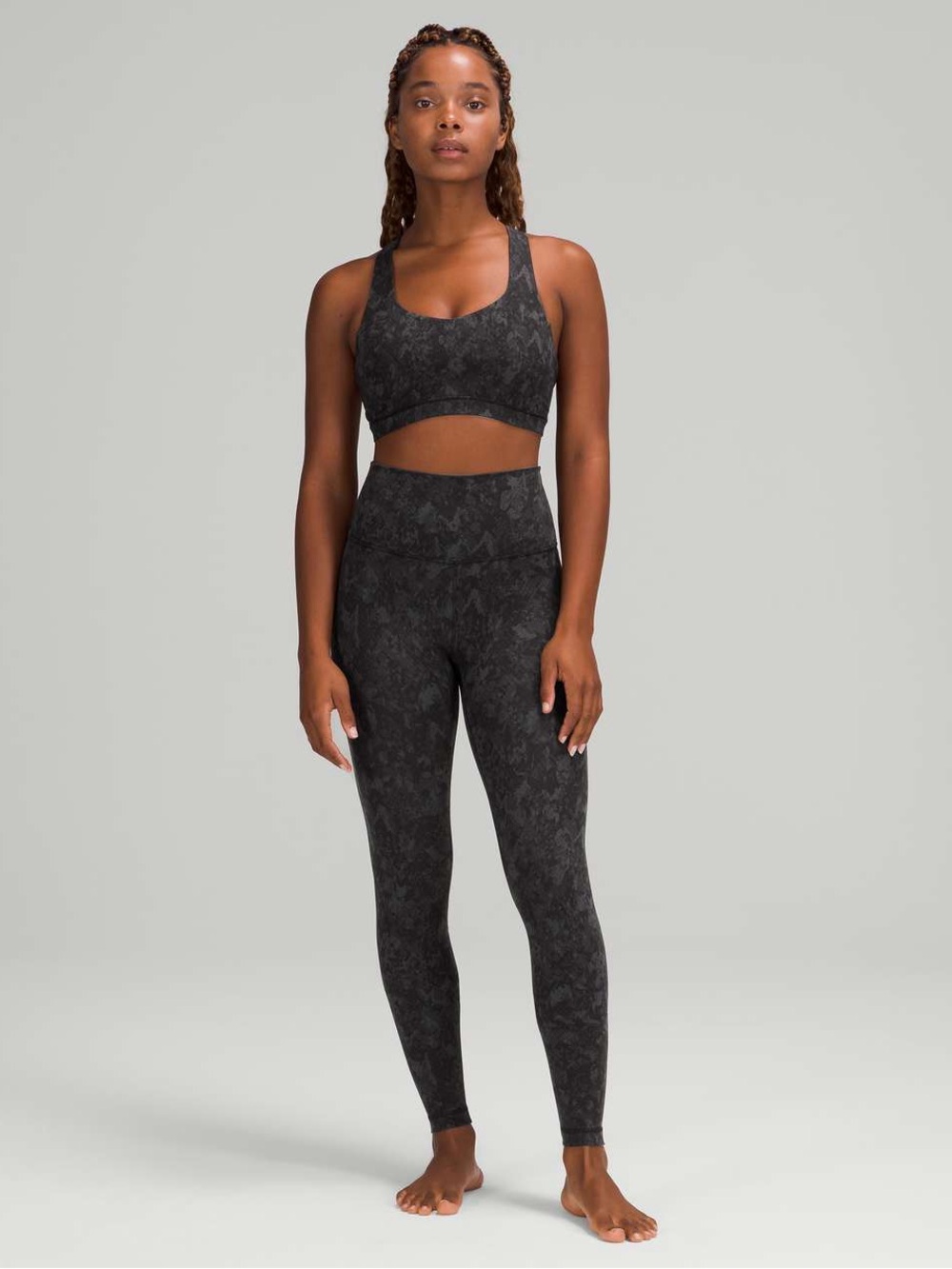 Lululemon Align High-Rise Pant 28"
Hideaway Camo Deep Coal Multi Size 16